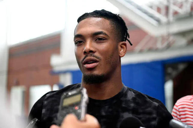 乐鱼体育入口-美国一橄榄球球星失踪7个月：姐姐发帖求助，其最后一通电话系打给女友|比尔|扎恩|纽约巨人队|纽约巨人|国家橄榄球联盟_新浪体育_新浪新闻