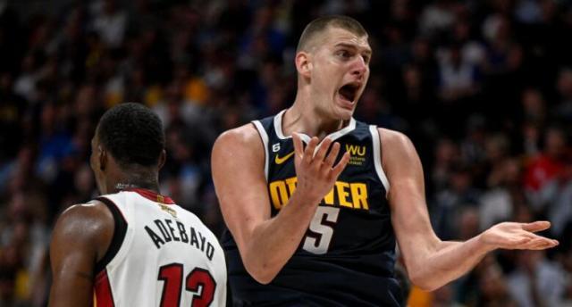 乐鱼网下载-掘金冤死？两次误判热火获利引争议：出界+干扰球